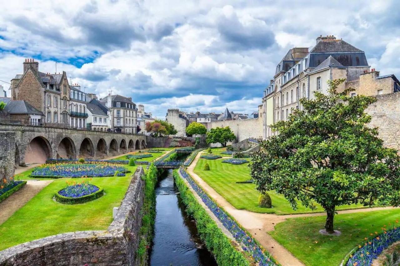 Studio De Caractere Du Centre Historique De Vannes Apartman Kültér fotó